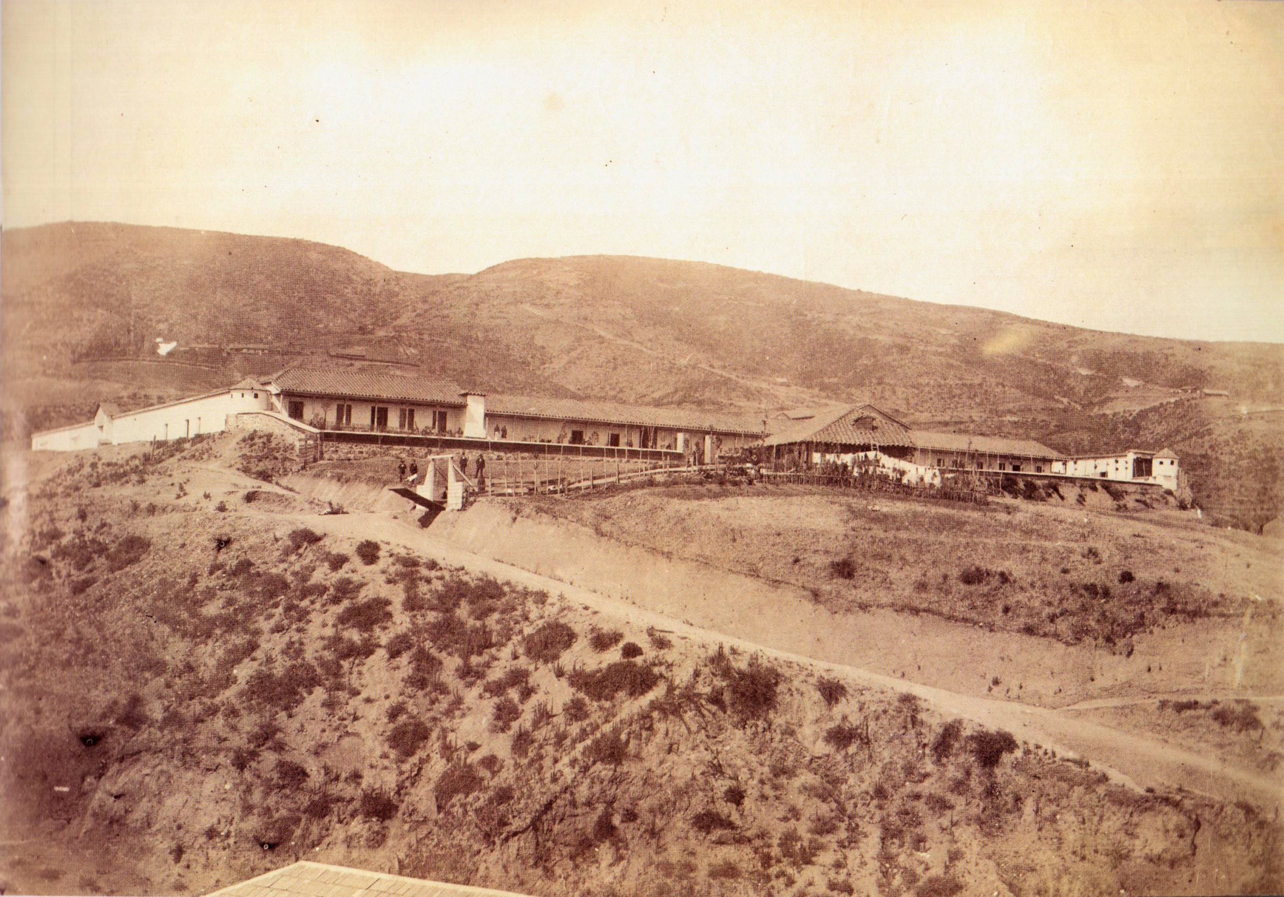 Cárcel de Valparaíso_, Fotografía de Rafael Castro y Ordoñez, Archivo de la Comisión Española, 1863, Colección de la Biblioteca Nacional de Chile